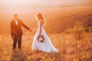 güzel düğün iki gün batımında