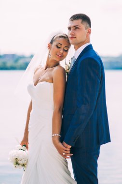 mutlu gelin ve damat