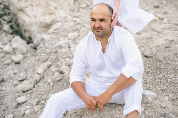 Woman and man in a stone quarry — Stock Photo, Image