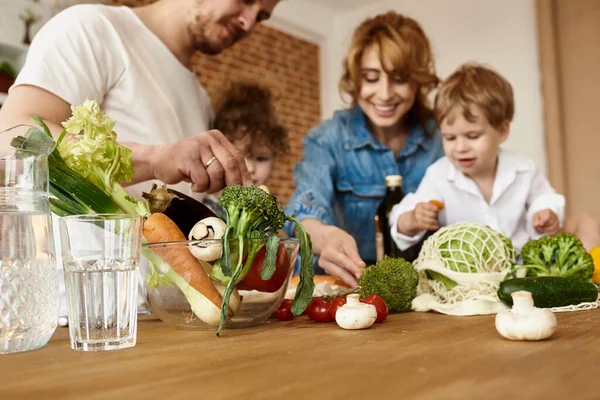 Happy Family Children Cooking Kitchen — Stock Photo, Image