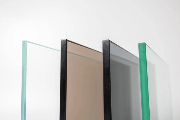 Sayfa boyutuna kesme temperli açık float cam paneller üretim fabrikası
