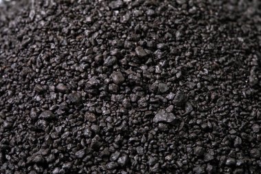 İşlenmiş büyük Manganez yığınları zengin maden cevheri Manganez madenciliği ve işleme