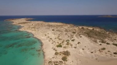 Elafonisi Beach, Girit, Yunanistan Hava video