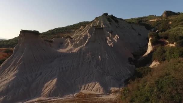 Komolithi - bizarre landschaften in beton, griechenland — Stockvideo