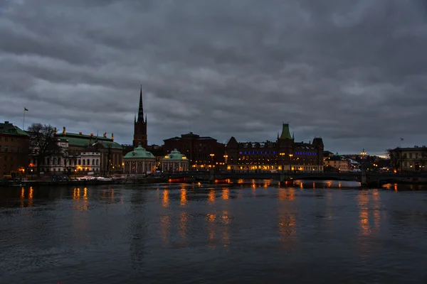 Закат в Стокгольме, Швеция — стоковое фото