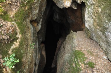 Grotto kaya, İtalya