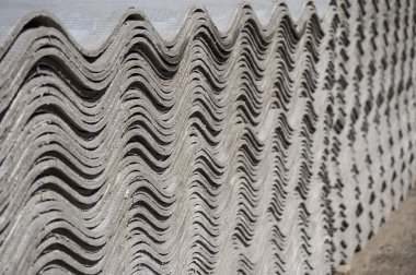 Asbest kayrak sayfaları çatı kaplama