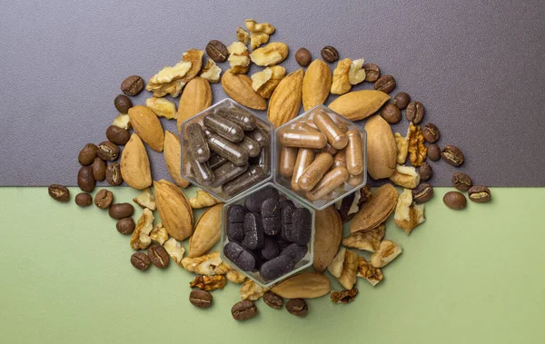 Různé Tobolky Doplňky Stravy Nebo Vitamíny Formě Voštinových Nádob Kávových — Stock fotografie