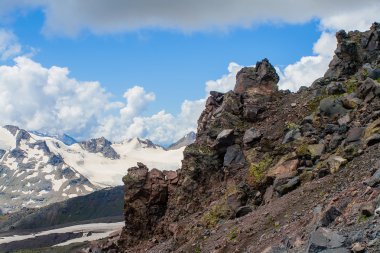 karla kaplı dağ manzaralı panoramik fotoğraf