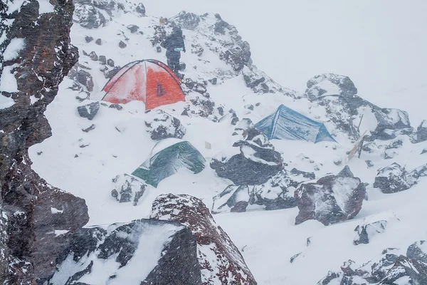 karla kaplı dağ manzaralı panoramik fotoğraf