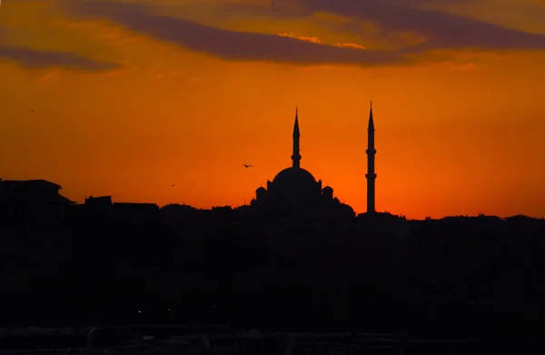 İnanılmaz romantik manzara, eski Minare
