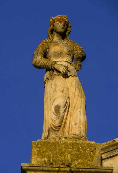 Großaufnahme Einer Statue Der Kirche Der Trauernden Jungfrau Maria Italienisch — Stockfoto