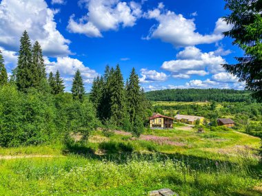 Kuzey Rusya, Karelia Cumhuriyeti 'ndeki Khiitola' da güzel bir manzara.