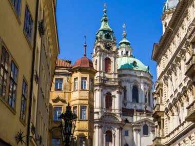 Aziz Niklas Kilisesi (Mala Strana) manzarası. Prag, Çek Cumhuriyeti