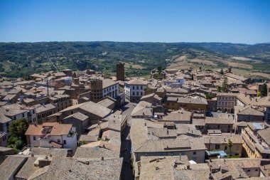 İtalya 'nın eski Orvieto kentinin havadan görünüşü