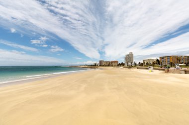 Deniz - Beach yatay çizgilerle