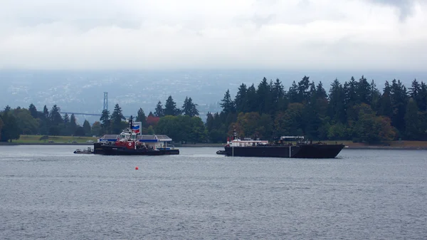 Vancouver, Ca - wrzesień 2014-gaz stacja Hydroplany w porcie — Zdjęcie stockowe