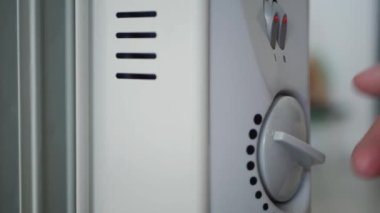 Taşınabilir elektrikli ısıtıcıyı Ev Odası 'ndan Durdur