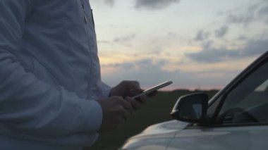 Adam sms manifatura akıllı telefon