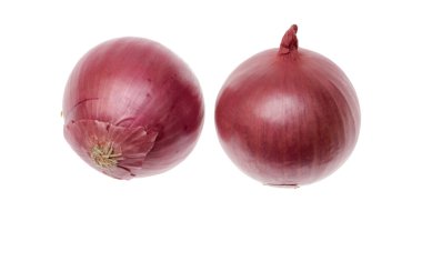 beyaz zemin üzerine iki kırmızı soğan