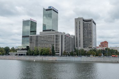 Dünya Ticaret Merkezi Moskova Nehri üzerinde