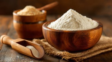 Pişirme konsepti. Tahta bir masada un ve merdane..