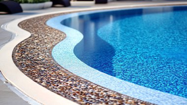 Mavi su ve yüzme havuzu