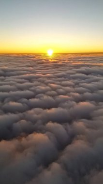Bulutlar güzel gün batımı