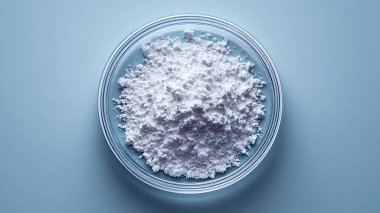 Renk arkaplanındaki beyaz toz