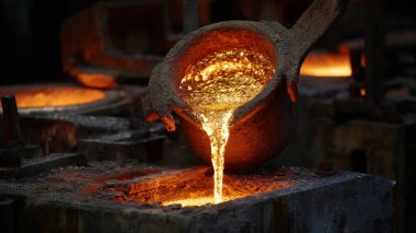 Fabrikada demir bakır, yakın çekim.