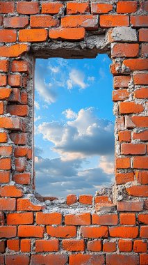 Tuğla duvardaki kırık pencere
