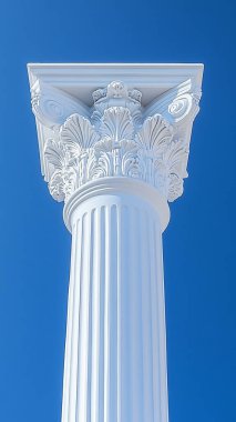 Mavi gökyüzü ile beyaz mermer sütun