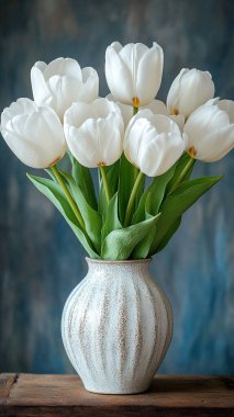 güzel Beyaz Lale buketi.