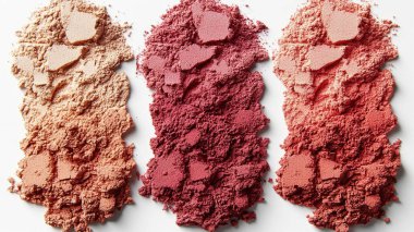 beyaz arka planda ezilmiş göz gölgeleriyle ayarlandı