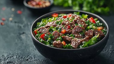 Sebze ve pirinç ile sığır eti