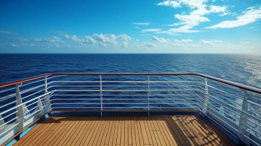 Mavi denizde bir yolcu gemisi