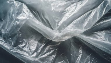 Yerde plastik torbalar, çevresel sorunlar.