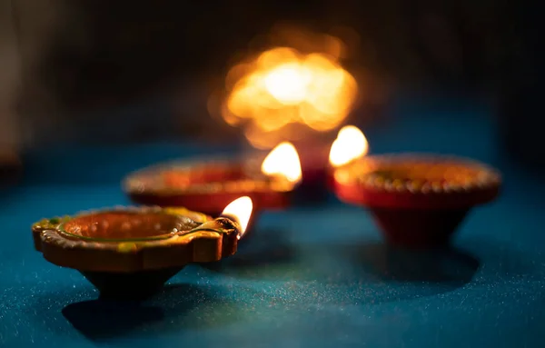 Happy Diwali Färgglada Lera Diya Lampor Tända Diwali Firande — Stockfoto