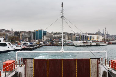 Yolcu teknesi feribot 