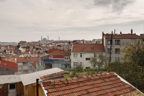 Istambul vista de rua . Fotos De Bancos De Imagens