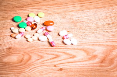 İlaç ilaç, tedavi sağlık için kapsayıcı içinde. 