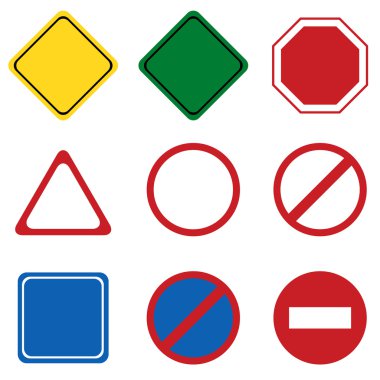 beyaz zemin üzerinde boş yol levhası