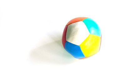 Çocuk oyuncak top için beyaz arka plan üzerinde bebek beceri geliştirmek