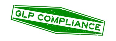 Grunge Green GLP (İyi Laboratuvar Uyumu) Beyaz arkaplanda altıgen lastik mühür sözcüğü