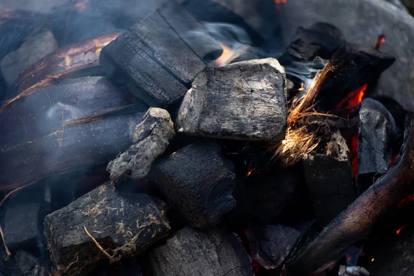 Carvão Negro Que Tem Fundo Fogo Fumaça — Fotografia de Stock