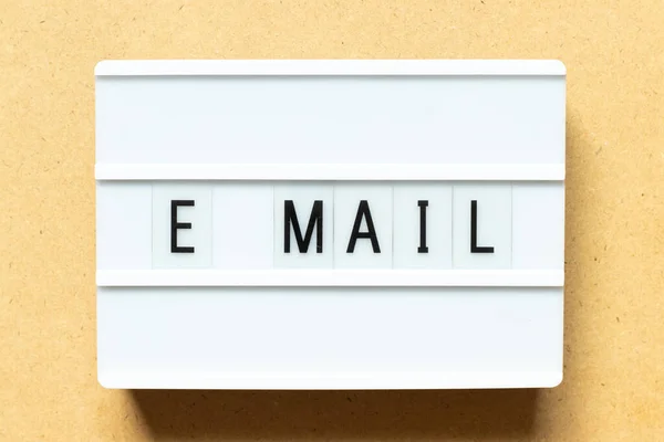 Lightbox Con Parola Mail Sfondo Legno — Foto Stock