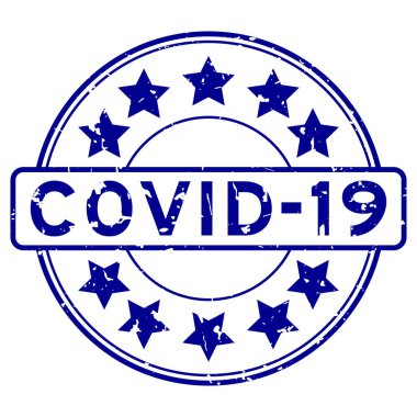 Grunge blue Covid-19 sözcüğü. Beyaz arkaplanda yıldız simgesi damgası var.