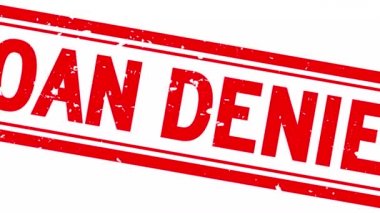 Grunge Kırmızı Kredisi sözcüğün kare mühür damgası Zoon 'u beyaz arkaplandan çıkarmayı reddetti