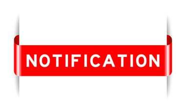 Beyaz arkaplan üzerinde kelime bildirisine sahip kırmızı renk etiketli pankart