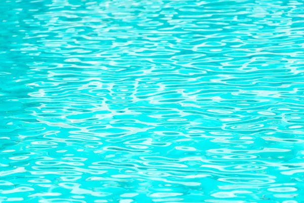 Ondulation Eau Dans Piscine Avec Fond Carrelage Bleu — Photo